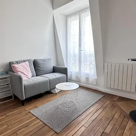 Quiet Loft With Rooftop View Apartmán *